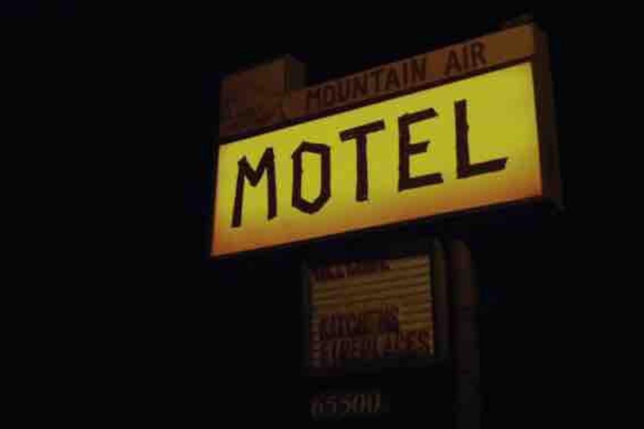Updated + Clean Motel Room At The Base Of Mt Hood! Mount Hood Village Exteriör bild